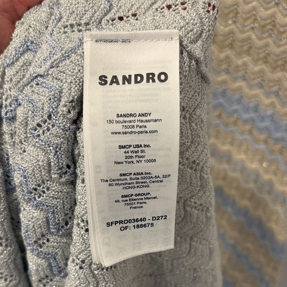Elegant Sleeveless Sandro Knit Dress - Picture 2 of 4